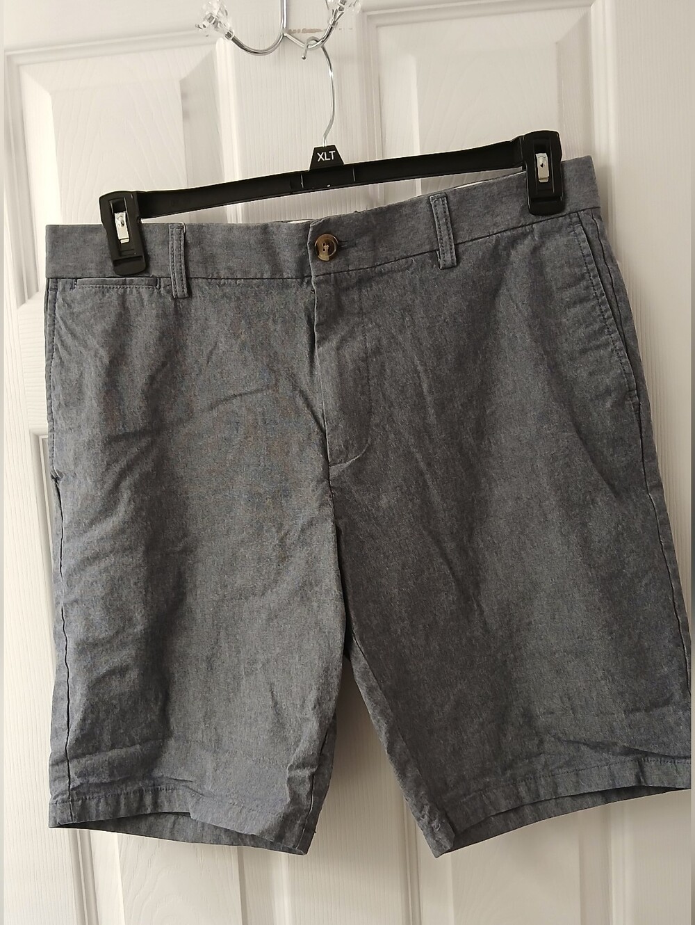 Old Navy Ultimate Slim Built‑In Flex Shorts – Men’s 34 – Chambray Blue